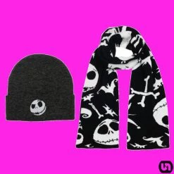 Bioworld The Nightmare Before Christmas: Beanie & Scarf Combo